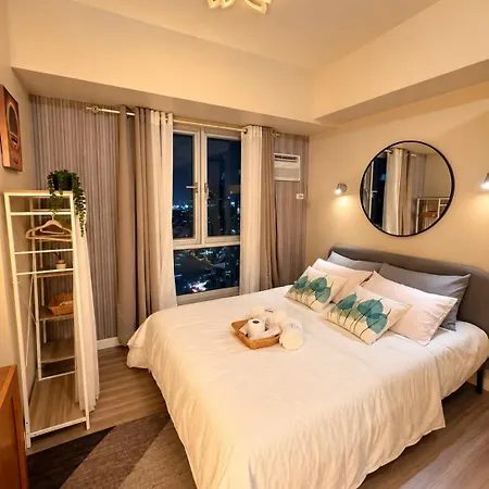 Avida Riala Cebu It Park City View And Pool Access