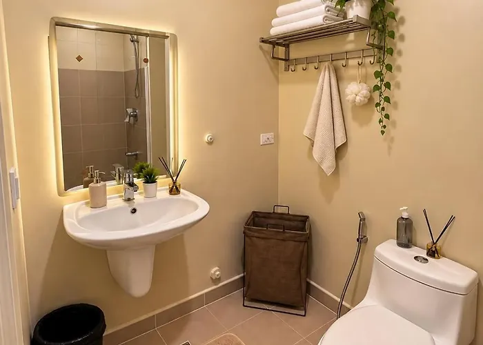 Avida Riala It Park View And Pool Access